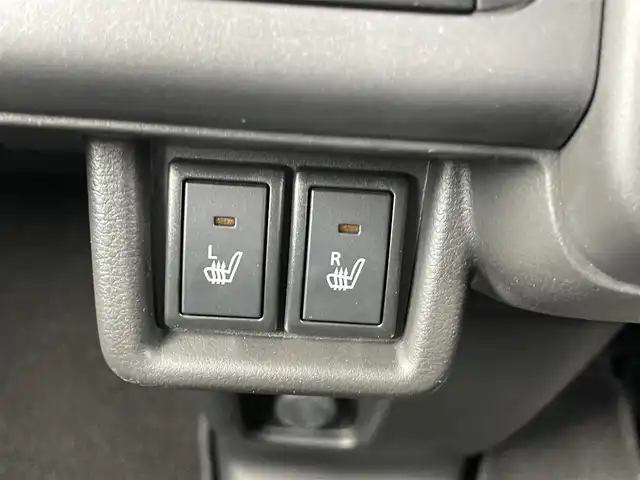 スズキ スペーシア カスタム HYBRID XS 千葉県 2024(令6)年 0.3万km ブルーイッシュブラックパール3 ケンウッドナビ /（型式：MDV-D710）/ラジオ/CD/DVD/Bluetooth/フルセグTV /両側パワースライドドア /ETC/レーダークルーズコントロール /ハーフレザーシート /D/N席シートヒーター/ステアリングヒーター/オートライト/純正アルミホイール /純正フロアマット/前後ソナー/スマートキー/横滑り防止装置/ABS