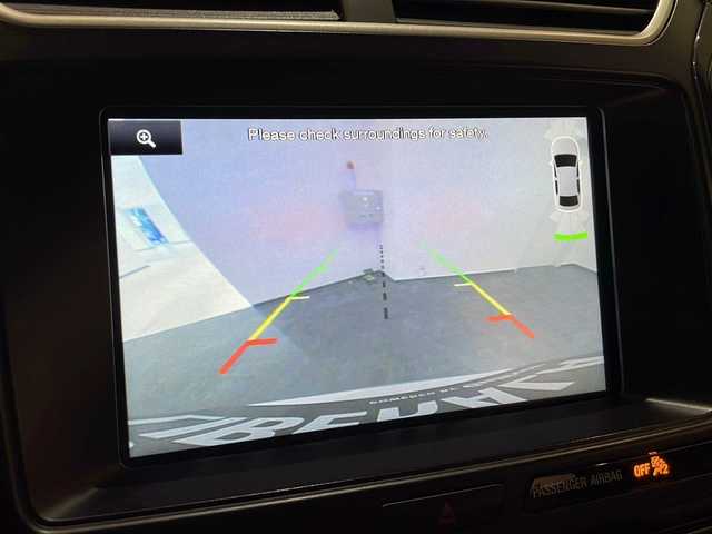 フォード エクスプローラー XLT エコブースト 新潟県 2015(平27)年 9.6万km ホワイトプラチニウム 社外22インチアルミホイール/ベージュレザーシート/パワーシート/シートヒーター/社外ナビ/フルセグTV/バック/サイド/フロントカメラ/ETC/ブラインドスポットアシスト/クロストラフィックアラート/クルーズコントロール/パドルシフト/スマートキー/スペアキー/プッシュスタート/LEDヘッドライト/コーナーセンサー