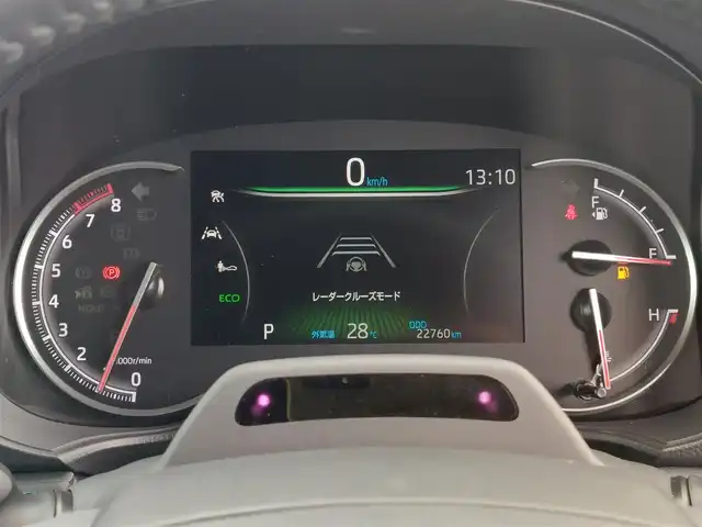 トヨタ ヴォクシー S－Z 東京都 2022(令4)年 2.3万km グリッターブラックガラスフレーク ワンオーナー/快適利便パッケージ（High）/・ハンズフリーデュアルパワースライドドア/・パワーバックドア/・「ナノイーX」/・ステアリングヒーター/・2列目キャプテンシート・シートヒーター・オットマン/Toyota Safety Sense/・プリクラッシュセーフティ/・レーントレーシングアシスト/・先行車発進告知機能/・オートマチックハイビーム/・レーダークルーズコントロール/・クリアランスソナー/・ブラインドスポットモニター/パノラミックビューモニター/アドバンスドパーク/プッシュスタート/MTモード付きAT/純正ナビ/ETC/ドライブレコーダー/ハーフレザーシート/LEDヘッドライト/17インチ純正アルミホイール/スマートキー