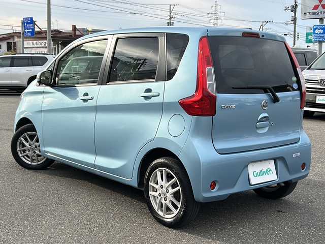 日産 デイズ X 秋田県 2018(平30)年 3.7万km アイスブルー 純正メモリナビ/純正CD、DVD、BT、フルセグTV/バックカメラ、全周囲カメラ/ドライブレコーダー/純正14インチAW/スタッドレスタイヤ積込み/スペアキー/保証書、取説/４WD