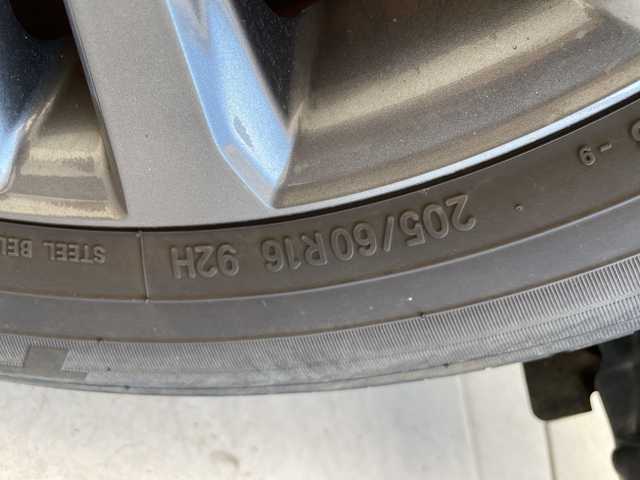 トヨタ ヴォクシー S－G 愛知県 2022(令4)年 2.5万km ホワイトパールクリスタルシャイン 快適利便パッケージ/純正10.5型ディズプレイオーディオナビ/バックカメラ/衝突軽減システム/レーダークルーズコントロール/シートヒーター/LEDヘッドライト/オートマチックハイビーム/NANOEX/両側パワースライドドア/HDMI/ステアリングスイッチ/スマートキー/プッシュスタート