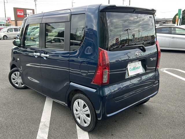 ダイハツ タント X 岐阜県 2021(令3)年 1.5万km レーザーブルークリスタルシャイン 登録時走行距離14294km/社外7インチナビ/バックカメラ/片側パワースライドドア/プッシュスタート/スマートキー/スペアキー/前後コーナーセンサー/純正フロアマット/シートヒーター/後席サンシェード/ドアバイザー/禁煙車/Bluetooth接続/CDチェンジャー/ETC/オートライト