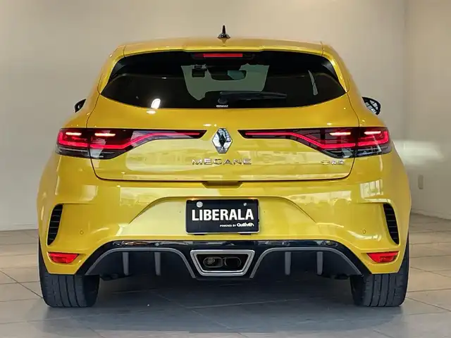 ルノー ルノー メガーヌ ルノースポール トロフィー 愛知県 2022(令4)年 2.5万km 黄 レカロシート　/ブレンボブレーキ　/純正ディスプレイオーディオ　/Ｂｌｕｅｔｏｏｔｈ　/バックカメラ　/ＡｐｐｌｅＣａｒＰｌａｙ/ＡｎｄｒｏｉｄＡｕｔｏ　/アクティブブレーキ　/ＬＫＡ　/コーナーセンサー　/ＥＴＣ/ドライブレコーダー/LEDヘッドライト/プッシュスタート/クルーズコントロール/アイドリングストップ