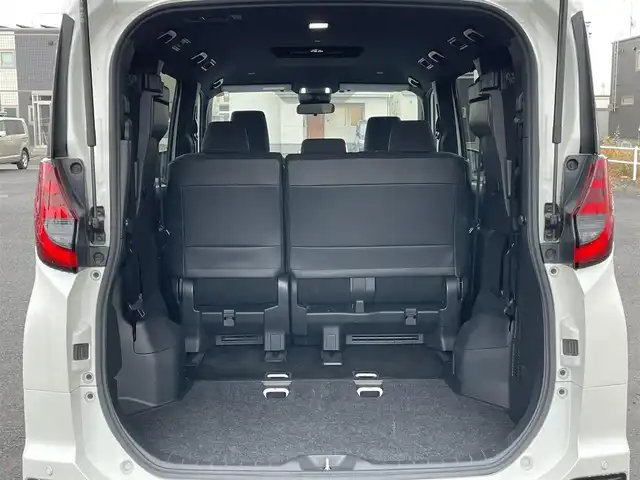 トヨタ ノア S－G 道央・札幌 2024(令6)年 3.1万km ホワイトパールクリスタルシャイン ４WD/寒冷地仕様/純正ディスプレイオーディオ（ナビ機能付き）/CD/DVD/BT/フルセグ/トヨタセーフティセンス/プリクラッシュセーフティ/横滑り防止装置/レーダークルーズコントロール/レーンキープアシスト/クリアランスソナー/プロアクティブドライビングアシスト/パーキングサポートブレーキ/ロードサインアシスト/バックカメラ/ETC/ワイパーデアイサー/ECOMODE/両側パワースライドドア/革巻きステアリング/ステアリングリモコン/電動パーキング/ブレーキホールド/MTモード付AT/プッシュスタート/スマートキー/LEDヘッドライト/オートライト/オートハイビーム/フォグランプ/電動格納ミラー/ウィンカーミラー/フロアマット/レンタカー登録