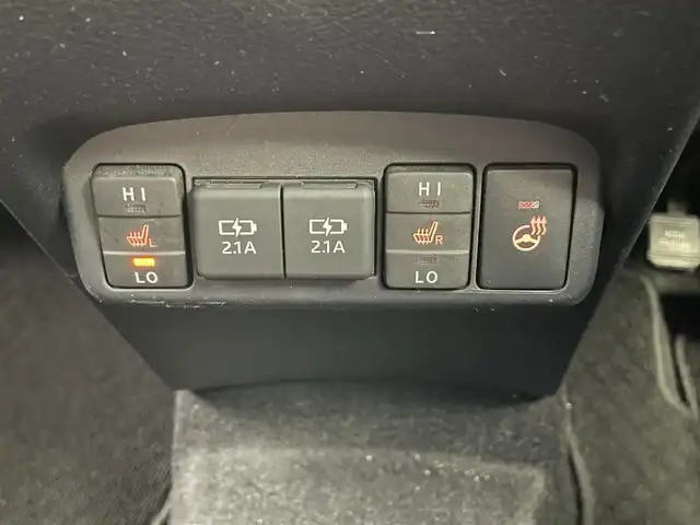 トヨタ シエンタ ハイブリッド ファンベースG セーフティEDⅡ 大分県 2022(令4)年 3.9万km グレイッシュブルー 純正ナビ/Bluetooth/TV/バックカメラ/両側電動スライドドア/クルーズコントロール/LED/ETC/シートヒーター/純正フロアマット/トヨタセーフティ/ドライブレコーダー/プッシュスタート/ドアバイザー