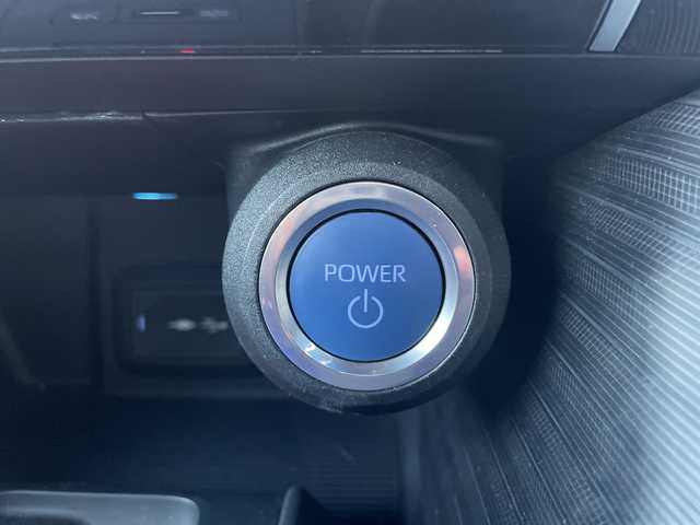 トヨタ ハリアー ハイブリッド Z レザーパッケージ 千葉県 2021(令3)年 4.3万km ブラック 純正JBLサウンド12.3インチナビ/(フルセグTV/BT/FM/AM)/全周囲カメラ/デジタルインナーミラー/ヘッドアップディスプレイ/ブラインドスポットモニター/衝突被害軽減システム/車線逸脱警報/追従式クルーズコントロール/レザーシート/横滑り防止装置/ビルトインETC2.0/アイドリングストップ/LEDヘッドライト/フォグランプ/オートライト/ウィンカーミラー/電動格納ミラー/純正19インチAW/シートヒーター/エアシート/シートリフター/ステアリングヒーター/プッシュスタート/スマートキー/フロアマット/スペアキー/取扱説明書/保証書