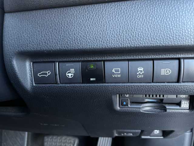 トヨタ ハリアー ハイブリッド Z レザーパッケージ 千葉県 2021(令3)年 4.3万km ブラック 純正JBLサウンド12.3インチナビ/(フルセグTV/BT/FM/AM)/全周囲カメラ/デジタルインナーミラー/ヘッドアップディスプレイ/ブラインドスポットモニター/衝突被害軽減システム/車線逸脱警報/追従式クルーズコントロール/レザーシート/横滑り防止装置/ビルトインETC2.0/アイドリングストップ/LEDヘッドライト/フォグランプ/オートライト/ウィンカーミラー/電動格納ミラー/純正19インチAW/シートヒーター/エアシート/シートリフター/ステアリングヒーター/プッシュスタート/スマートキー/フロアマット/スペアキー/取扱説明書/保証書