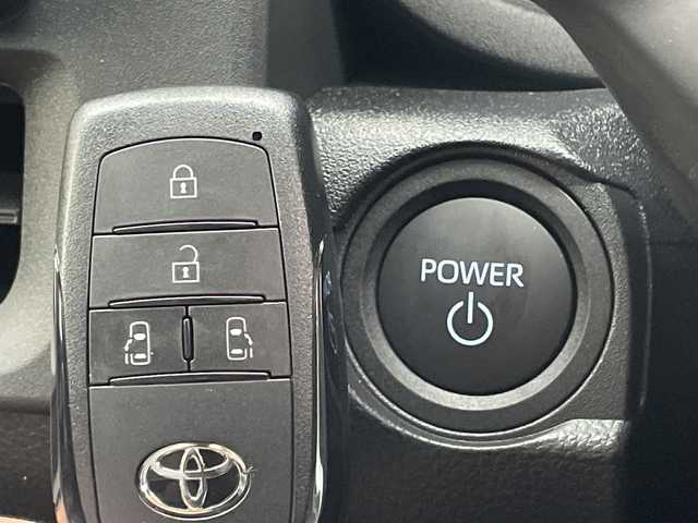 トヨタ シエンタ ハイブリッド G 愛知県 2025(令7)年 0.1千km グレイッシュブルー 登録済未使用車/トヨタセーフティセンス/純正8型ディスプレイオーディオ　ナビ機能なし/全方位カメラ/レーダークルーズコントロール/バックカメラ/コーナーセンサー/純正アルミホイール/ブラインドスポットモニター/LEDヘッドライト/オートマチックハイビーム/ドライブレコーダー/ETC/衝突軽減システム/Bluetooth/ステアリングスイッチ/スマートキー/プッシュスタート