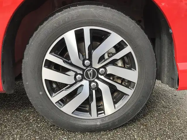 ダイハツ トール カスタムG 富山県 2020(令2)年 2.4万km コンパーノレッド 純正ナビ/フルセグTV/両側パワースライドドア/バックモニター/ビルトインETC/後席用フリップダウンモニター/レーダークルーズコントロール/コーナーセンサー/スマートアシスト/・衝突被害軽減ブレーキ/・車線逸脱防止支援/・アダプティブドライビングビーム/・標識認識/LEDヘッドランプ/革巻きステアリング/純正14インチアルミホイール/スマートキー/プッシュエンジンスタート/禁煙車