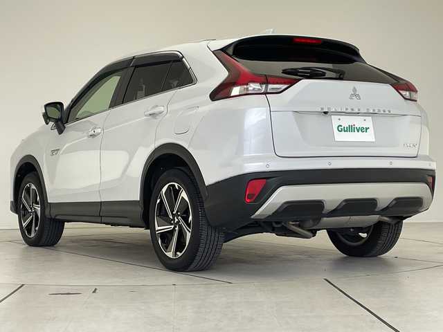 三菱 エクリプス クロス ＰＨＥＶ G 愛知県 2020(令2)年 2.3万km ホワイトダイヤモンド SDナビ/レーダークルーズコントロール/シートヒーター/バックカメラ/パワーシート/コーナーセンサー/純正アルミホイール/ブラインドスポットモニター/LEDヘッドライト/パドルシフト/ステアリングヒーター/オートマチックハイビーム/４WD/衝突軽減システム/フルセグ/CD DVD/Bluetooth/ステアリングスイッチ/スマートキー/プッシュスタート