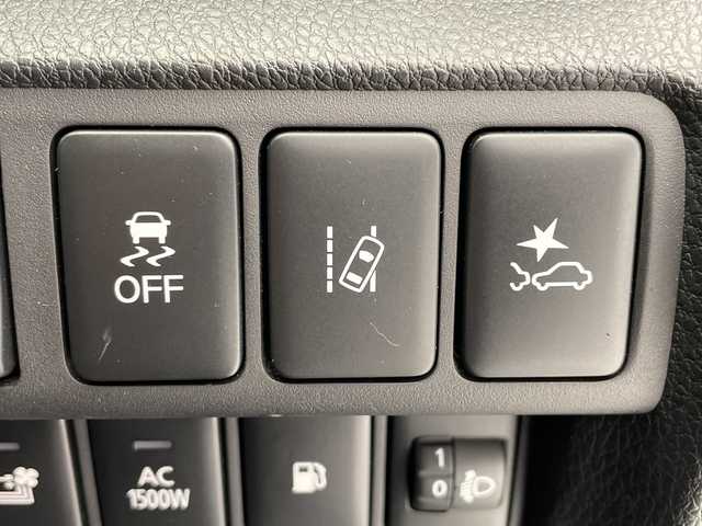 三菱 エクリプス クロス ＰＨＥＶ G 愛知県 2020(令2)年 2.3万km ホワイトダイヤモンド SDナビ/レーダークルーズコントロール/シートヒーター/バックカメラ/パワーシート/コーナーセンサー/純正アルミホイール/ブラインドスポットモニター/LEDヘッドライト/パドルシフト/ステアリングヒーター/オートマチックハイビーム/４WD/衝突軽減システム/フルセグ/CD DVD/Bluetooth/ステアリングスイッチ/スマートキー/プッシュスタート