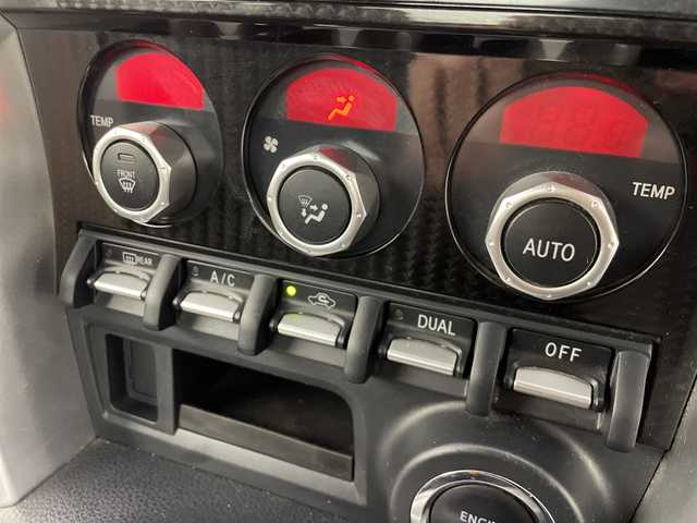 トヨタ ８６ GT 群馬県 2016(平28)年 7.8万km クリスタルブラックシリカ モデリスタエアロ　モデリスタ１８インチアルミホイール　純正ナビ　フルセグＴＶ　バックカメラ　ＥＴＣ　ＬＥＤライト　フォグランプ　パドルシフト　クルーズコントロール　オートライト　スマートキー　禁煙