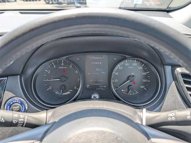 日産 エクストレイル ハイブリッド 20Xi 福井県 2018(平30)年 6.4万km ダイヤモンドブラック 純正17インチAW/プロパイロット/全方位カメラ/デジタルインナーミラー/４WD/電動リアゲート/ETC/コーナーセンサー/LEDヘッドライト/Fフォグ/日産ディーラーオプションナビ（CD/DVD/BT/USB/AUX/iPod）/フルセグテレビ/ルーフレール/レーンキープアシスト/横滑り防止装置/盗難防止装置/オートホールド/アイドリングストップ/ダブルエアバッグ/純正フロアマット