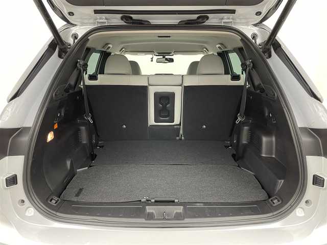 三菱 アウトランダー ＰＨＥＶ P 福岡県 2022(令4)年 1.5万km パールⅡ 純正メーカーナビ/　ＢＯＳＥサウンド　/マルチビューカメラ　/ＨＵＢ　/パワーバックドア　　/純正前後ドライブレコーダー　/メモリーシート/レーダークルーズ/白革シート　/パドルシフト　/置くだけ充電
