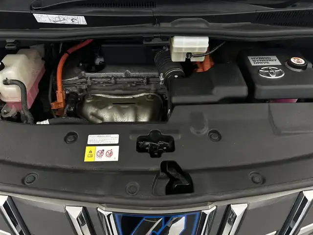 トヨタ アルファードハイブリット X 千葉県 2019(平31)年 7.3万km ホワイトパールクリスタルシャイン フリップダウンモニター/トヨタセーフティセンス/・プリクラッシュセーフティ/・レーンディパーチャーアラート/・ロードサインアシスト/・クリアランスソナー/・オートハイビーム/純正10インチSDナビ/CD DVD SD BT フルセグ/バックカメラ/両側パワースライドドア/アダプティブクルーズコントロール/LEDオートライト/純正16インチアルミホイール/革巻きステアリング/プッシュスタート/スマートキー/ETC2.0