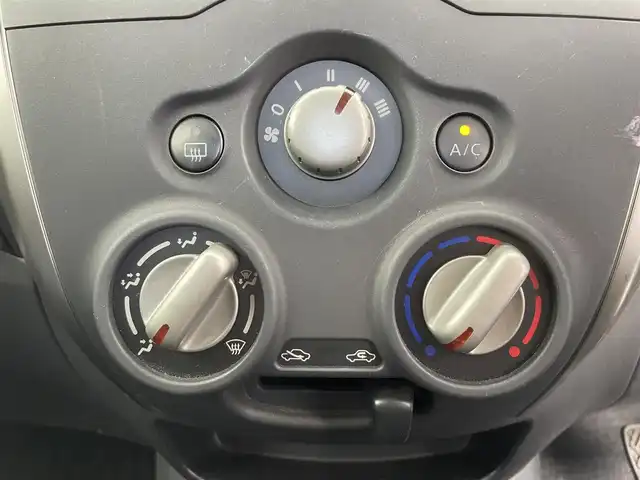 日産 ノート X DIG－S 富山県 2013(平25)年 4.6万km ダークメタルグレー 社外ナビ（AM/FM/DVD/BT/フルセグ）/アイドリングストップ/純正フロアマット/ハロゲンライト/電動格納ミラー/プッシュスタート/スマートキー/保証書/取扱説明書