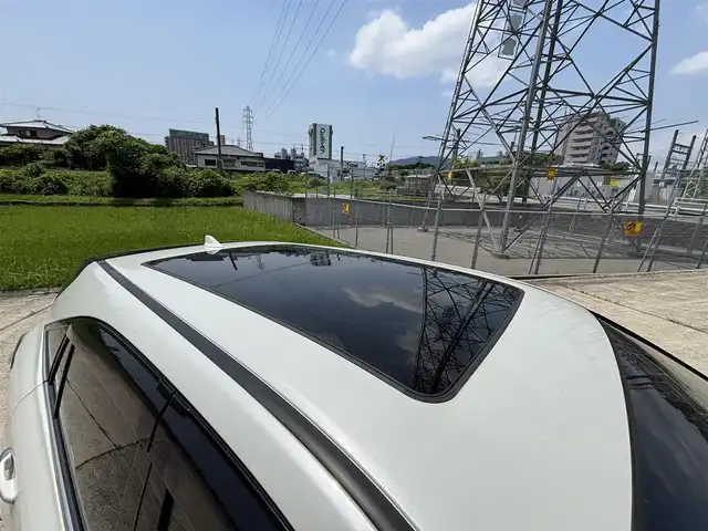トヨタ ハリアー ハイブリッド プレミアム アドバンスドP 長崎県 2014(平26)年 9.1万km ホワイトパールクリスタルシャイン パノラマルーフ/モデリスタエアロ(F/R/R下)/純正メモリナビ/(CD/DVD/BT/フルセグ)/全方位カメラ/JBLサウンドシステム/衝突軽減ブレーキ/レーダークルーズ/レーンアシスト/コーナーセンサー/パワーバックドア /レザーシート/パワーシート/シートヒーター/ドライブレコーダー/オートライト/オートハイビーム/ステアリングスイッチ/ETC2.0/純正18インチAW