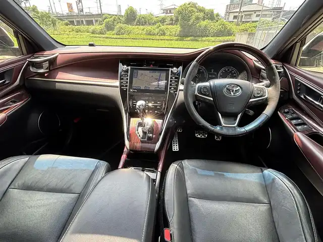 トヨタ ハリアー ハイブリッド プレミアム アドバンスドP 長崎県 2014(平26)年 9.1万km ホワイトパールクリスタルシャイン パノラマルーフ/モデリスタエアロ(F/R/R下)/純正メモリナビ/(CD/DVD/BT/フルセグ)/全方位カメラ/JBLサウンドシステム/衝突軽減ブレーキ/レーダークルーズ/レーンアシスト/コーナーセンサー/パワーバックドア /レザーシート/パワーシート/シートヒーター/ドライブレコーダー/オートライト/オートハイビーム/ステアリングスイッチ/ETC2.0/純正18インチAW