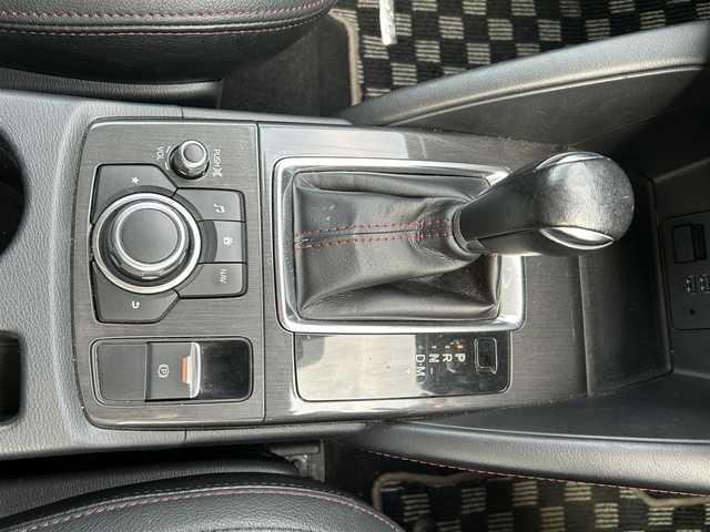 マツダ ＣＸ－５ XD Lパッケージ 愛知県 2015(平27)年 12.3万km クリスタルホワイトパールマイカ サンルーフ/純正ナビ/(CD/DVD/TV/BT）/バックカメラ/BOSEサウンド/ETC/純正17インチAW/クリアランスソナー/レーダークルーズコントロール/レザーシート/前席パワーシート/前席シートヒーター/オートライト/ステアリングスイッチ/純正フロアマット/ドアバイザー/LEDヘッドライト/取説、保証書/スペアキー