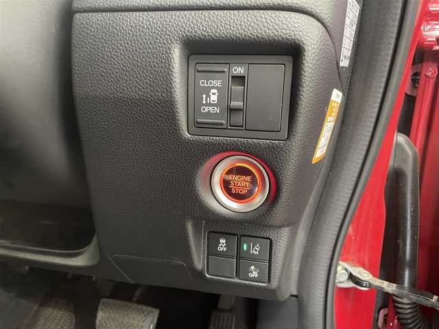 ホンダ Ｎ ＢＯＸ カスタム G L ホンダセンシング 熊本県 2017(平29)年 7.8万km ミラノレッド ディーラーオプションナビ/地デジ視聴可/パワースライドドア/ETC/衝突軽減ブレーキ/誤発進抑制機能/後方誤発進抑制機能/歩行者事故低減ステアリング/先行者発進お知らせ機能/アダプティブクルーズコントロール/車線維持支援システム/オートハイビーム/標識認識機能/路外逸脱抑制機能/LEDヘッドライト/純正14インチアルミホイール/マルチインフォメイションディスプレイ/プラズマクラスター付オートエアコン/リアヒーターダクト/スマートキーシステム/プッシュエンジンスタート/SRSエアバック（運転席・助手席・サイド・カーテン）