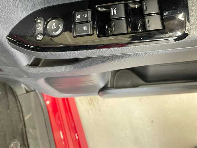 ホンダ Ｎ ＢＯＸ カスタム G L ホンダセンシング 熊本県 2017(平29)年 7.8万km ミラノレッド ディーラーオプションナビ/地デジ視聴可/パワースライドドア/ETC/衝突軽減ブレーキ/誤発進抑制機能/後方誤発進抑制機能/歩行者事故低減ステアリング/先行者発進お知らせ機能/アダプティブクルーズコントロール/車線維持支援システム/オートハイビーム/標識認識機能/路外逸脱抑制機能/LEDヘッドライト/純正14インチアルミホイール/マルチインフォメイションディスプレイ/プラズマクラスター付オートエアコン/リアヒーターダクト/スマートキーシステム/プッシュエンジンスタート/SRSエアバック（運転席・助手席・サイド・カーテン）