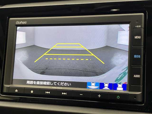 ホンダ フィット e:HEVホーム 愛知県 2022(令4)年 1.6万km プラチナホワイトパール 純正メモリナビ　バックカメラ　ＵＳＢ　純正ドライブレコーダー　電動パーキングブレーキ　ＥＴＣ　ＬＥＤオートライト　ホンダセンシング　衝突軽減　レーンキープアシスト　追従クルコン　ハンドル支援　禁煙車