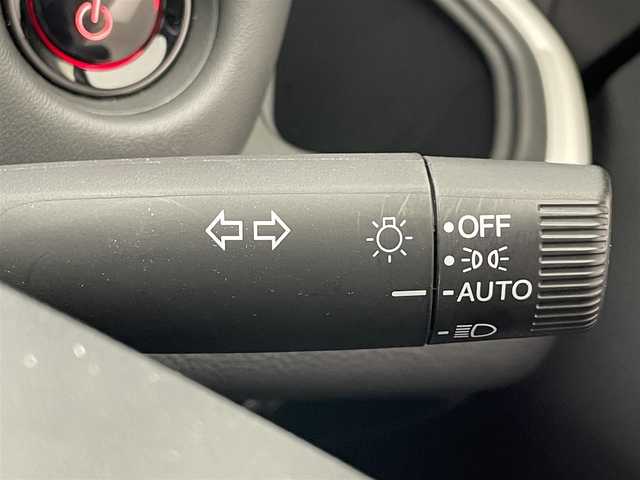 ホンダ フィット e:HEVホーム 愛知県 2022(令4)年 1.6万km プラチナホワイトパール 純正メモリナビ　バックカメラ　ＵＳＢ　純正ドライブレコーダー　電動パーキングブレーキ　ＥＴＣ　ＬＥＤオートライト　ホンダセンシング　衝突軽減　レーンキープアシスト　追従クルコン　ハンドル支援　禁煙車