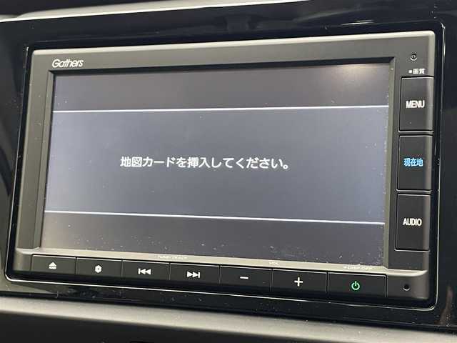 ホンダ フィット e:HEVホーム 愛知県 2022(令4)年 1.6万km プラチナホワイトパール 純正メモリナビ　バックカメラ　ＵＳＢ　純正ドライブレコーダー　電動パーキングブレーキ　ＥＴＣ　ＬＥＤオートライト　ホンダセンシング　衝突軽減　レーンキープアシスト　追従クルコン　ハンドル支援　禁煙車