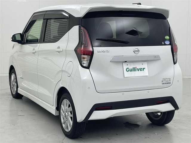 日産 デイズ ハイウェイスターX 茨城県 2020(令2)年 4.1万km ホワイトパール 純正9型ナビ/バックカメラ/フルセグ/衝突被害軽減ブレーキ/車線逸脱抑制装置/オートマチックハイビーム/ソナー/ETC/ドラレコ/純正14インチAW/LEDヘッドライト/スマートキー