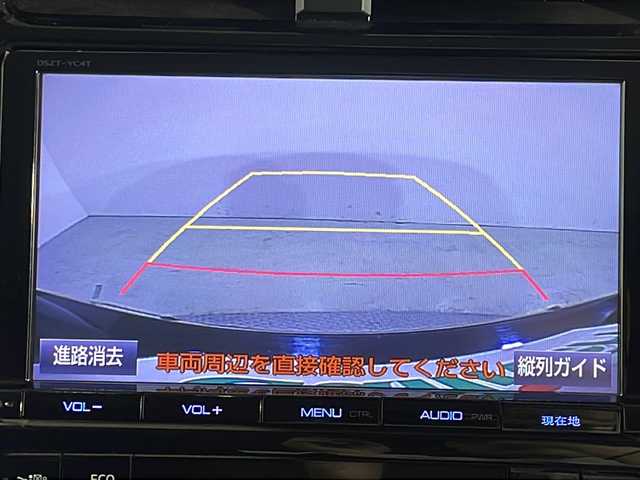 トヨタ プリウス Sセーフティプラス 広島県 2017(平29)年 6.8万km アティチュードブラックマイカ 禁煙車/純正９型ナビ/バックカメラ/エアロ/ヘッドアップディスプレイ/レーダークルーズコントロール/パーキングアシスト/ＥＴＣ/ドラレコ/コーナーセンサー/ＬＥＤヘッドライト/コーナーセンサー/オートマチックハイビーム/純正15インチアルミホイール(195/65/R15)/エアバッグ(運転席/助手席/サイド/カーテン)