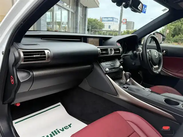 レクサス ＩＳ 350 Fスポーツ 香川県 2013(平25)年 8.1万km ホワイトパールクリスタルシャイン メーカーSDナビ/フルセグ/CD/DVD/BD/Bluetooth/バックカメラ/ＴＯＭＳマフラー/赤ハーフレザーシート/パワーシート/シートヒーター/ローダウン/純正１８インチアルミ/LEDヘッドライト/クリアランスソナー/スマートキー/パドルシフト/ビルトインETC/２０２５年製サマータイヤ