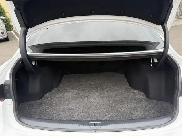 レクサス ＩＳ 350 Fスポーツ 香川県 2013(平25)年 8.1万km ホワイトパールクリスタルシャイン メーカーSDナビ/フルセグ/CD/DVD/BD/Bluetooth/バックカメラ/ＴＯＭＳマフラー/赤ハーフレザーシート/パワーシート/シートヒーター/ローダウン/純正１８インチアルミ/LEDヘッドライト/クリアランスソナー/スマートキー/パドルシフト/ビルトインETC/２０２５年製サマータイヤ