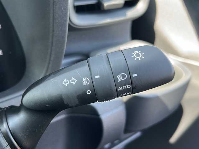 トヨタ シエンタ ハイブリッド Z 茨城県 2023(令5)年 2.3万km ブラック ToyotaSafetySence/パーキングブレーキサポート/純正ナビ/　　BT/フルセグ/パノラミックビューモニター/レーダークルーズコントロール/両側パワースライドドア/シートヒーター/LEDオートライト/オートマチックハイビーム/モデリスタ15インチアルミホイール/スマートキー/ETC