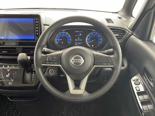 日産 ルークス ハイウェイスター X 大阪府 2022(令4)年 2.8万km アッシュブラウンメタリック 先進安全装備/　・エマージェンシーブレーキ/　・踏み間違い衝突防止アシスト/　・車線逸脱防止支援アシスト/　・車線逸脱警報/　・前方衝突予測警報/　・ふらつき警報/純正ディスプレイオーディオ/　　BT/USB/Apple CarPlay/Android Auto/アラウンドビューモニター/バックカメラ/片側パワースライドドア/LEDオートライト/フォグランプ/コーナーセンサー/アイドリングストップ/スマートキー