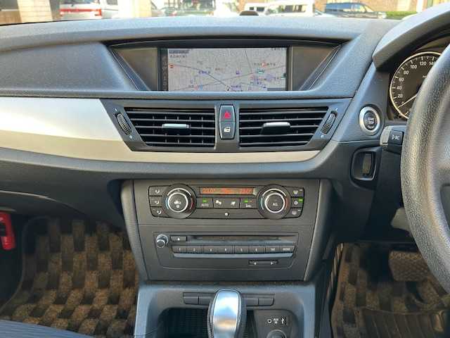 ＢＭＷ Ｘ１ xDrive 25i 東京都 2010(平22)年 4.8万km マラケシュブラウン ワンオーナー/4WD/ETC/ＭＴモード付/HIDライト/パワーシート/純正ナビ/純正ホイール/プッシュスタート/前後ドラレコ/オートライト/スペアキー/取扱説明書/保証書/記録簿H23～R5