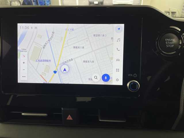 トヨタ ヴォクシー S－G 道央・札幌 2024(令6)年 2.6万km ホワイトパールクリスタルシャイン ・4WD/寒冷地仕様/・純正8インチディスプレイオーディオ/・ナビ/CD/DVD/USB/Miracast//・AppleCarPlay/AndroidAuto/フルセグTV/・Bluetooth接続/・トヨタセーフティセンス/・プリクラッシュセーフティ/・レーダークルーズコントロール/・プロアクティブドライビングアシスト/・LEDオートライト/オートマチックハイビーム/・両側パワースライドドア/・ステアリングスイッチ/・MTモード付AT/・プッシュスタート/スマートキー