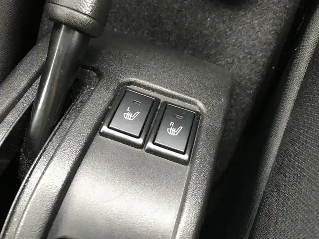 スズキ ジムニー XL 鳥取県 2021(令3)年 1.5万km ブルーイッシュブラックパール3 ワンオーナー/４WD・ターボ車/社外10インチディスプレイオーディオ/BT/ドライブレコーダー前方のみ/前席シートヒーター/フォグライト/純正16インチホイール/プッシュエンジンスタート/アイドリングストップ/背面タイヤ/スタットレスセット積込/（タイヤ溝　６－７部山）/フロアマット/背面タイヤカバー/保証書・取扱説明書