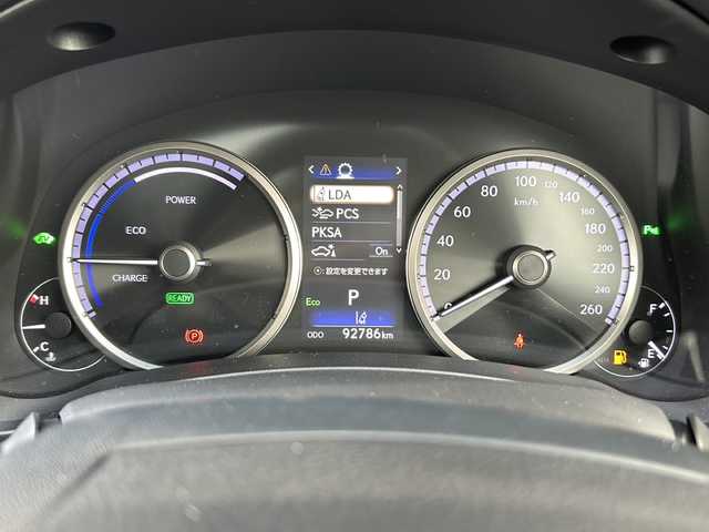 レクサス ＮＸ 300h Fスポーツ 静岡県 2018(平30)年 9.3万km ソニックチタニウム 純正ナビ/・ラジオ/フルセグTV/Miracast/・CD/DVD/SD/USB/AUX/Bluetooth/主要装備/・レーダークルーズコントロール　/・ドライブレコーダー　/・サンルーフ　/・バックカメラ　/・シートメモリー　/・シートヒーター　/・エアシート　/・ハンドルヒーター　/・パワーバックドア　/・オートハイビーム　/・オートライト/・レーンキープアシスト/・テレスコピックステアリング/・パドルシフト/・ホールド/・ヒーテッドドアミラー/・プッシュスタート/・スマートキー/・プリクラッシュセーフティー/・SOSコール/・レザーシート/・モデリスタエアロ/・純正アルミホイール/・純正フロアマット