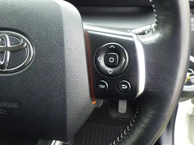 トヨタ シエンタ ハイブリッド G 千葉県 2017(平29)年 6.9万km ホワイトパールクリスタルシャイン Toyota Safety Sense/・プリクラッシュセーフティ/・レーンディパーチャーアラート/・オートハイビーム/両側パワースライドドア/純正SDナビ/地デジTV/【DVD/CD再生機能　Bluetooth接続】/バックカメラ/革巻きステアリング/ETC/HIDヘッドライト/ウインカーミラー/スマートキー