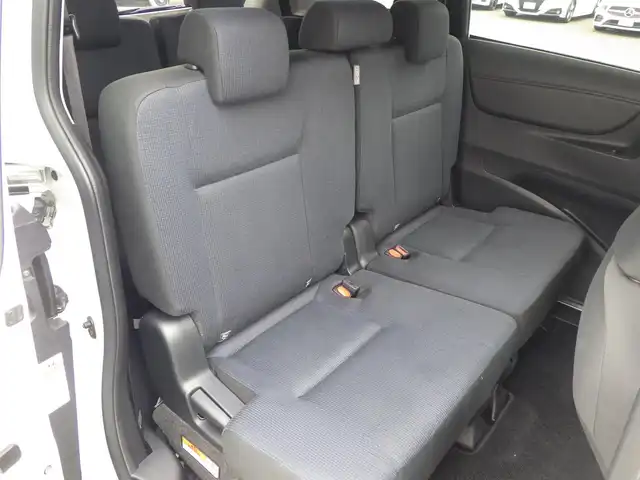 トヨタ シエンタ ハイブリッド G 千葉県 2017(平29)年 6.9万km ホワイトパールクリスタルシャイン Toyota Safety Sense/・プリクラッシュセーフティ/・レーンディパーチャーアラート/・オートハイビーム/両側パワースライドドア/純正SDナビ/地デジTV/【DVD/CD再生機能　Bluetooth接続】/バックカメラ/革巻きステアリング/ETC/HIDヘッドライト/ウインカーミラー/スマートキー