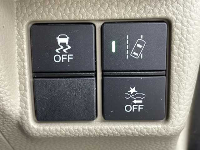 ホンダ Ｎ ＢＯＸ G L ホンダセンシング 茨城県 2018(平30)年 4.7万km ブリティッシュグリーンP 社外ナビ/ワンセグTV/バックカメラ/ETC/追従クルーズコントロール/片側パワースライドドア/LEDヘッドライト/コーナーセンサー/衝突軽減ブレーキ/横滑り防止装置