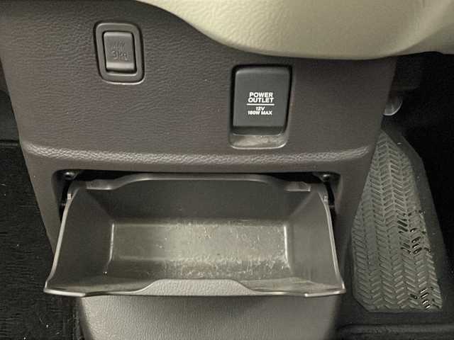 ホンダ Ｎ ＢＯＸ G L ホンダセンシング 茨城県 2018(平30)年 4.7万km ブリティッシュグリーンP 社外ナビ/ワンセグTV/バックカメラ/ETC/追従クルーズコントロール/片側パワースライドドア/LEDヘッドライト/コーナーセンサー/衝突軽減ブレーキ/横滑り防止装置