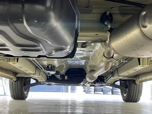 スズキ ハスラー X 滋賀県 2016(平28)年 6.7万km アクティブイエロー/ブラック2トーンルーフ 禁煙車/純正ナビ/（CD・フルセグTV・Bluetooth・USB・AUX)/全方位カメラ/前席シートヒーター/プッシュスタート/レーンキープアシスト/アイドリングストップ/スマートキー/HIDヘッドライト/衝突被害軽減システム/横滑り防止装置/ＥＴＣ/オートライト