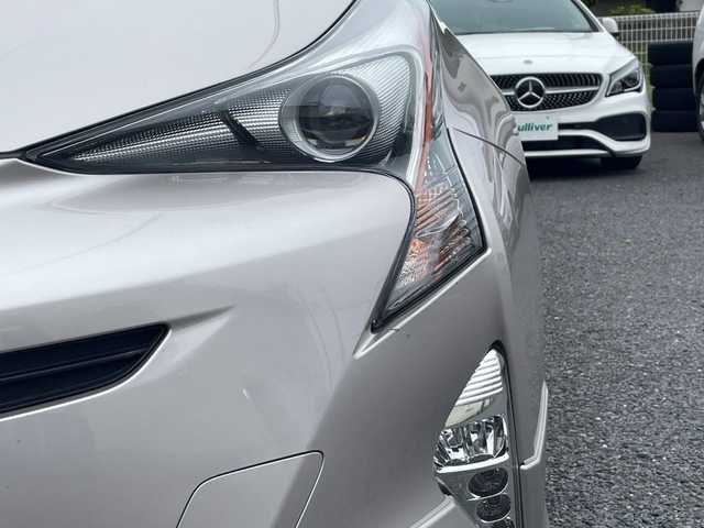トヨタ プリウス S 茨城県 2016(平28)年 4.5万km スティールブロンドM モデリスタエアロ/純正ナビ/　Bluetooth・フルセグテレビ走行中視聴可能/レーダークルーズコントロール/純正フロアマット/横滑り防止装置/AFS/コーナーセンサー/レーンキープアシスト/盗難防止装置/オートライト/オートマチックハイビーム/LEDヘッドライト/衝突被害軽減システム/パワーステアリング/パワーウィンドウ/スマートキー/スペアキーあり