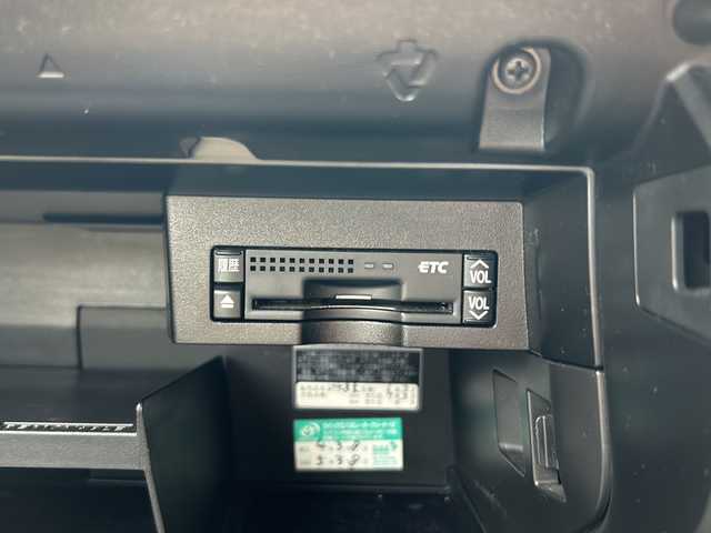 レクサス ＨＳ 250h バージョンI 岐阜県 2010(平22)年 12.5万km ホワイトパールクリスタルシャイン /メーカー純正ナビ(ワンセグTV/AM/FM/DISC/HDD)//レーダークルーズコントロール//ヘッドアップディスプレイ//シートヒーター//シートベンチレーター//前席パワーシート//ETC//ドライビングメモリースイッチ//ワイドビューフロントカメラ//ヘッドライトクリーナースイッチ//リアサンシェードスイッチ//USB入力端子//AUX入力端子//プッシュスタート//純正フロアマット//取説//保証書