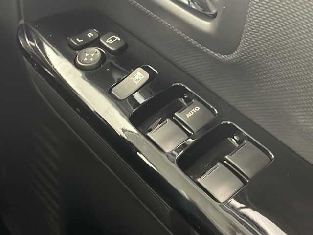 スズキ スペーシア カスタム HYBRID XS ターボ 愛知県 2018(平30)年 5.6万km ピュアホワイトP 衝突被害軽減ブレーキ/社外7インチSD（ナビあり）/両側パワースライドドア/クルーズコントロール/シートヒーター/ワンセグTV/CD/Bluetooth/バックカメラ/コーナーセンサー/純正アルミホイール/LEDヘッドライト/パドルシフト/オートマチックハイビーム/ドライブレコーダー/ETC/ステアリングスイッチ/スマートキー/プッシュスタート