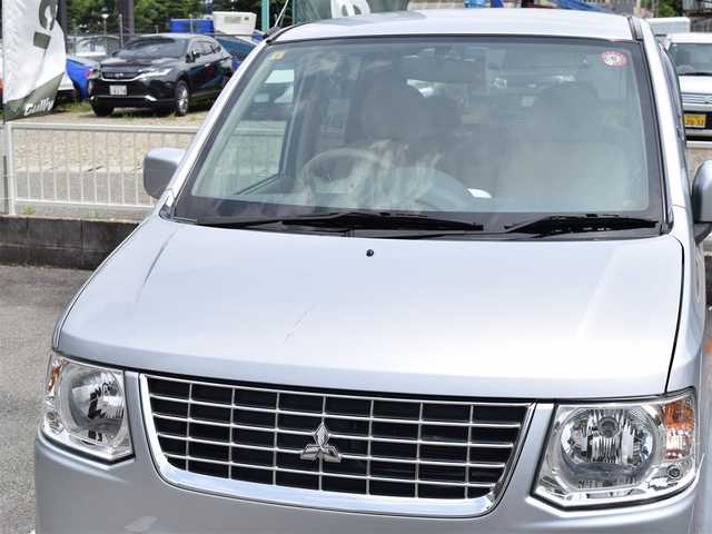 三菱 ｅＫワゴン M 兵庫県 2010(平22)年 5.2万km シルバー 走行距離約51871km/フロアマット/ドアバイザー