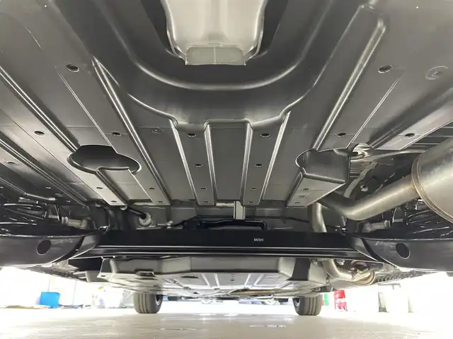 ホンダ フリード ハイブリット e:HEV クロスター 滋賀県 2025(令7)年 0.1千km クリスタルブラックパール 登録済未使用車/純正９インチナビ(AM/FM/フルセグ/Bluetooth/AppleCarAuto/AndroidAuto)/ＢＳＭ/両側電動ドア/追従クルーズコントロール/シートヒーター/ＬＥＤヘッドライト/コーナーセンサー/オートライト/バックカメラ/横滑り防止装置/レーンキープアシスト/衝突軽減システム/電子パーキング/オートホールドブレーキ/プッシュスタート/スマートキー×2