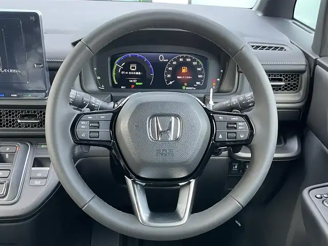 ホンダ ステップワゴン スパーダ eHEV 香川県 2025(令7)年 0.1千km プラチナホワイトパール 純正11.4インチメモリーナビ/→AM/FM/CD/DVD/Bluetooth/フルセグTV/バックカメラ/レーダークルーズコントロール/レーンキープアシスト/両側パワースライドドア/パワーバックドア/シートヒーター/LEDヘッドライト/ホンダセンシング/オットマン/コーナーセンサー/プッシュスタート/スマートキー/スペアキー×1/ステアリングスイッチ/サンシェード/革巻きステアリング/横滑り防止装置