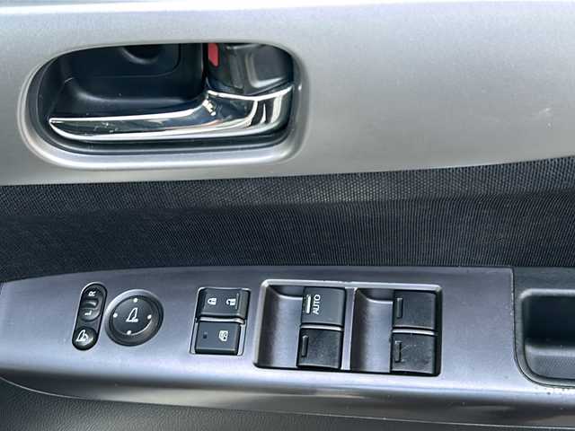 ホンダ Ｎ ＢＯＸ モデューロ X G 埼玉県 2016(平28)年 8.2万km プレミアムホワイトパールⅡ (株)IDOMが運営する【じしゃロン熊谷店】の自社ローン専用車両になりますこちらは現金またはオートローンご利用時の価格です。自社ローンご希望の方は別途その旨お申付け下さい/社外ナビ　CN-RE04D/（フルセグTV/Bluetooth/CD/DVD/AM/FM）/ETC/ドライブレコーダー/両側パワースライドドア/純正フロアマット/ロールサンシェード/ウインカーミラー/フォグランプ/ステアリングリモコン/スマートキースペア×１/プッシュスタート/車両・ナビ取扱説明書
